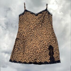 Early 2000s vintage leopard print Victoria’s Secret slip